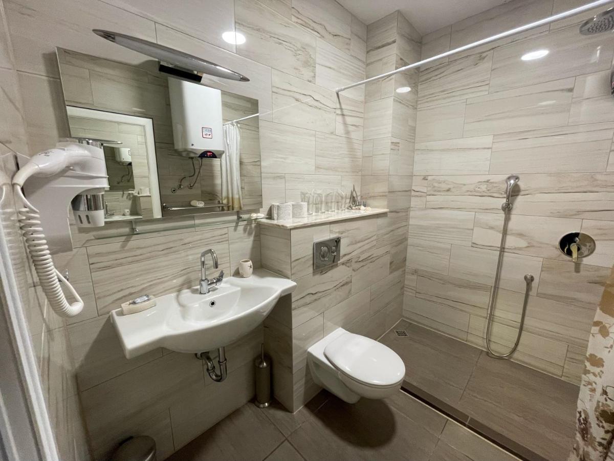 De Luxe Studio Burgas, City Center Exterior photo